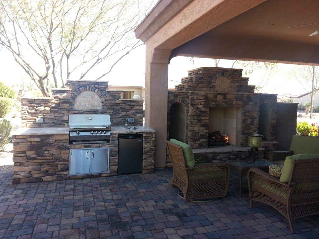 backyard bbq phoenix